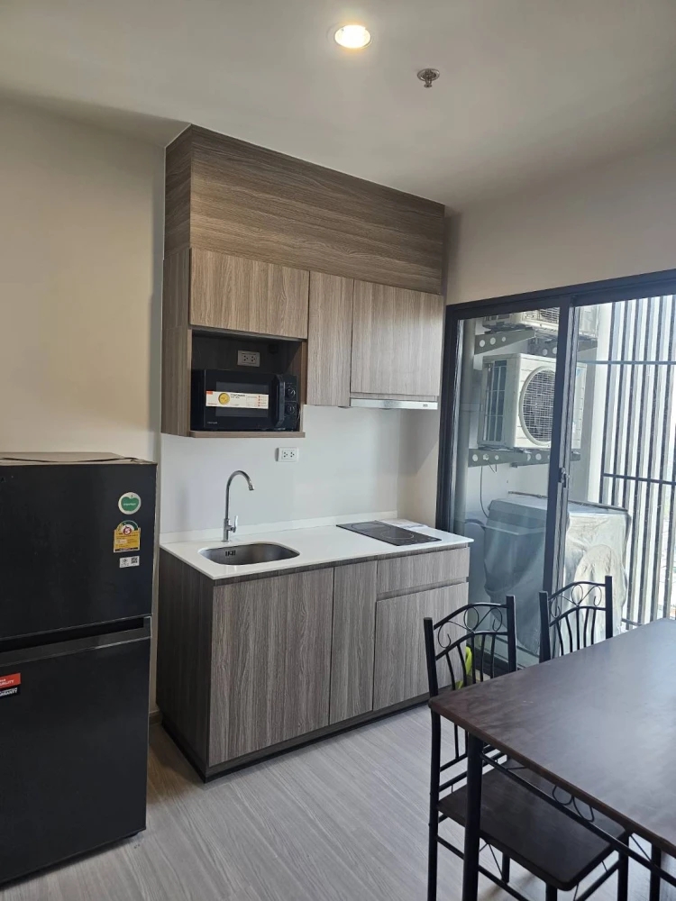For rent: The Parkland Phetkasem 56, high floor unit, very livable, fully furnished, complete amenities. Book now before it's too late!!!