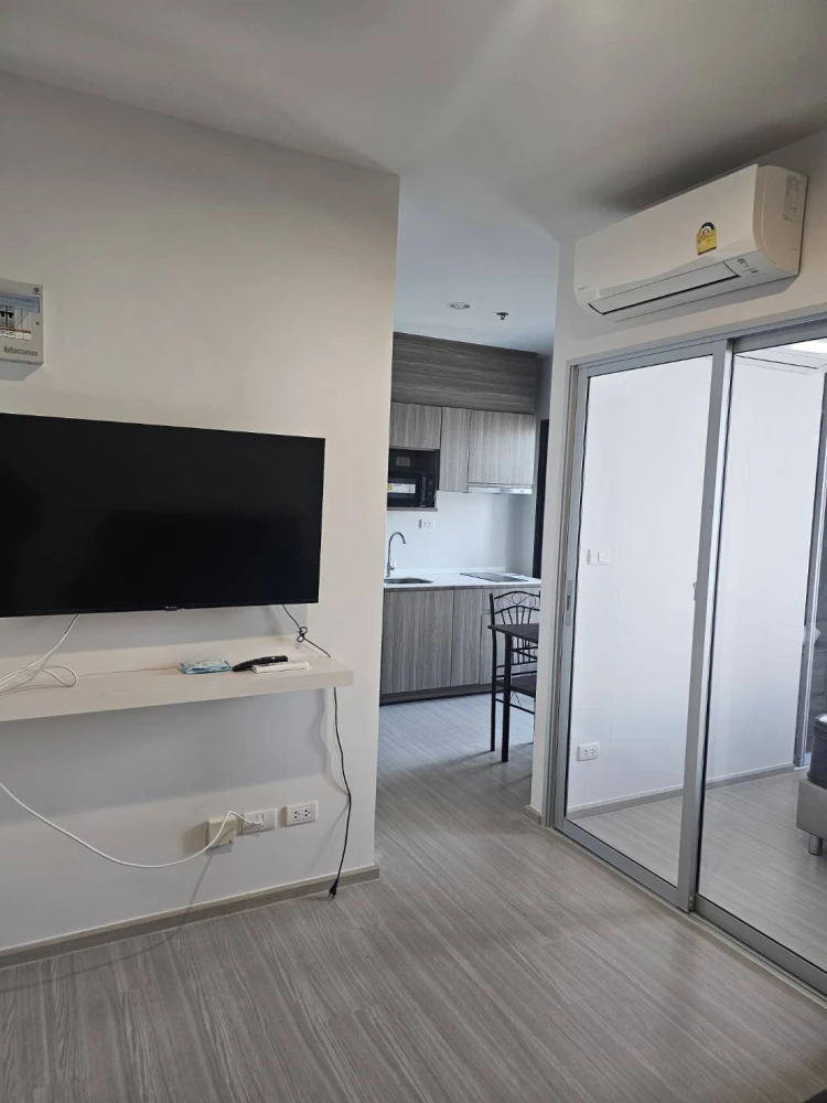 For rent: The Parkland Phetkasem 56, high floor unit, very livable, fully furnished, complete amenities. Book now before it's too late!!!