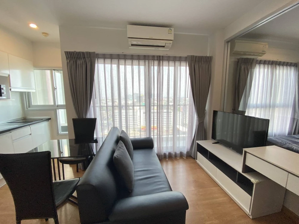 For rent: The Parkland Phetkasem, 15th floor, fully furnished, very livable. Book now, don't miss out!