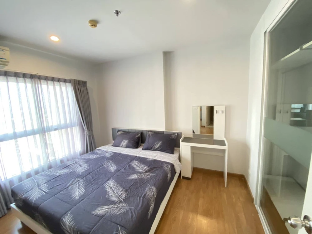 For rent: The Parkland Phetkasem, 15th floor, fully furnished, very livable. Book now, don't miss out!