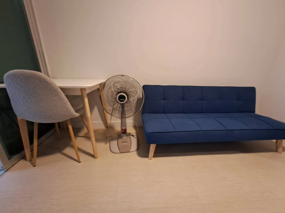 For rent: The Ville Express Ratchayothin, separate room, decorated in a warm style, fully furnished. If you don't book, you'll really miss out.