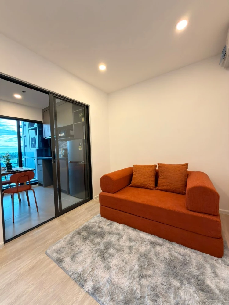 For rent: The Clef Riverline Chao Phraya-Wong Sawang. Nice room, fully furnished. Book now! Don't miss out!