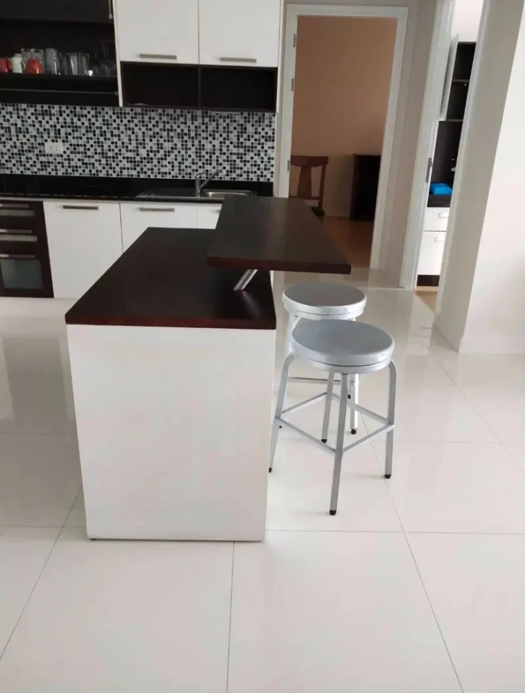 For rent: The Four Wings Residence Srinakarin, 7th floor, spacious room, fully furnished, ready to move in, book now, don't miss out.