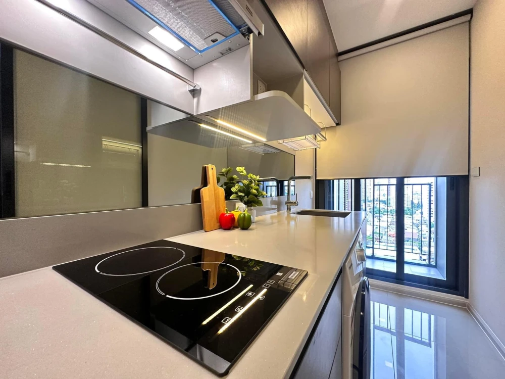 For rent: The Privacy Chatuchak, 12th floor, separated room, fully furnished, ready to move in. You shouldn't miss it.
