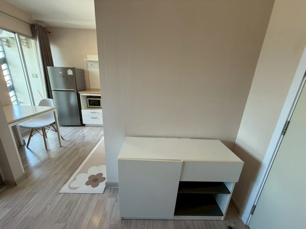 For rent, The Privacy Ladprao-Sena, corner room, fully furnished, ready to move in. Don't be afraid to look. Hurry up to reserve.