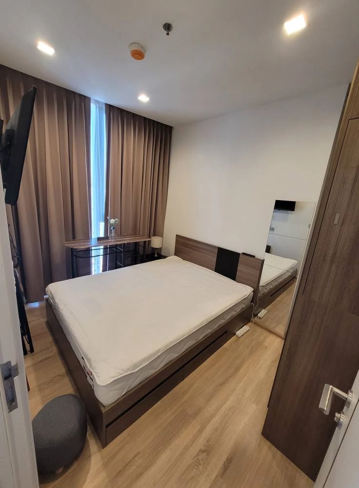 For rent: The Line Phahonyothin-Pradipat, room on the 30th floor, highest floor, fully furnished + appliances, ready to move in.