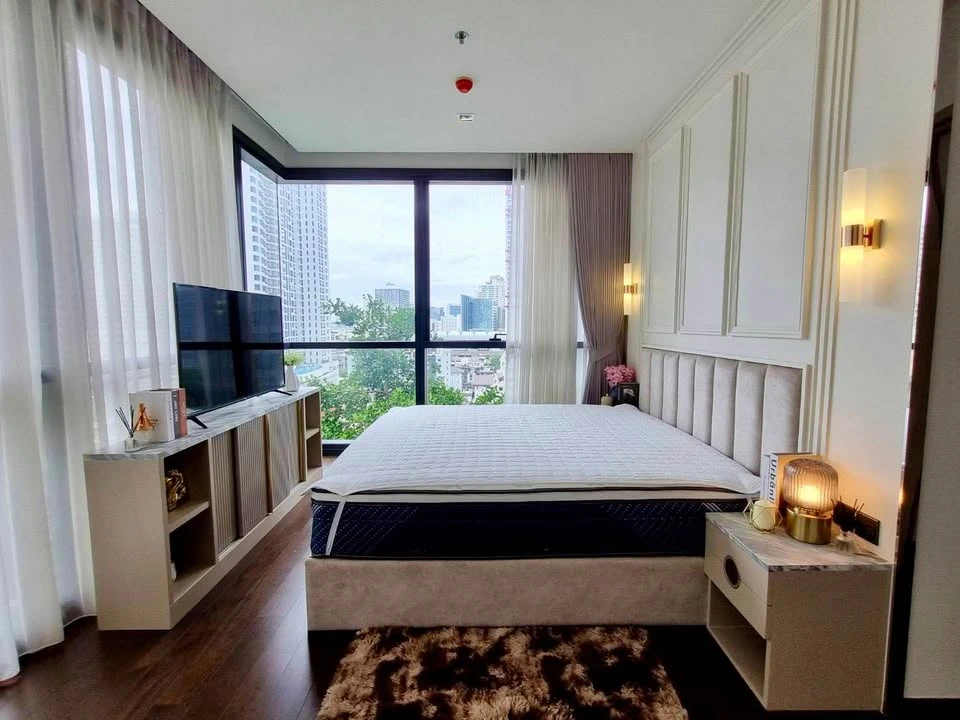 For rent, The Line Ratchawithi, a luxuriously decorated room, well-built-in furniture, high floor, spacious and comfortable, just bring your bags+++