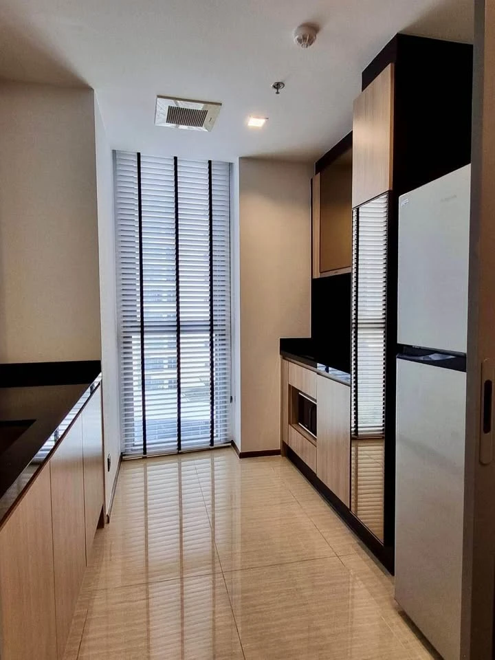 For rent, The Line Ratchawithi, a luxuriously decorated room, well-built-in furniture, high floor, spacious and comfortable, just bring your bags+++
