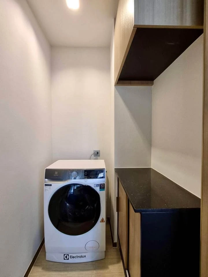 For rent, The Line Ratchawithi, a luxuriously decorated room, well-built-in furniture, high floor, spacious and comfortable, just bring your bags+++