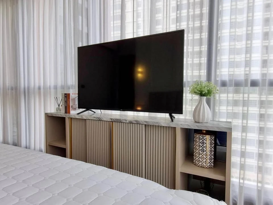 For rent, The Line Ratchawithi, a luxuriously decorated room, well-built-in furniture, high floor, spacious and comfortable, just bring your bags+++