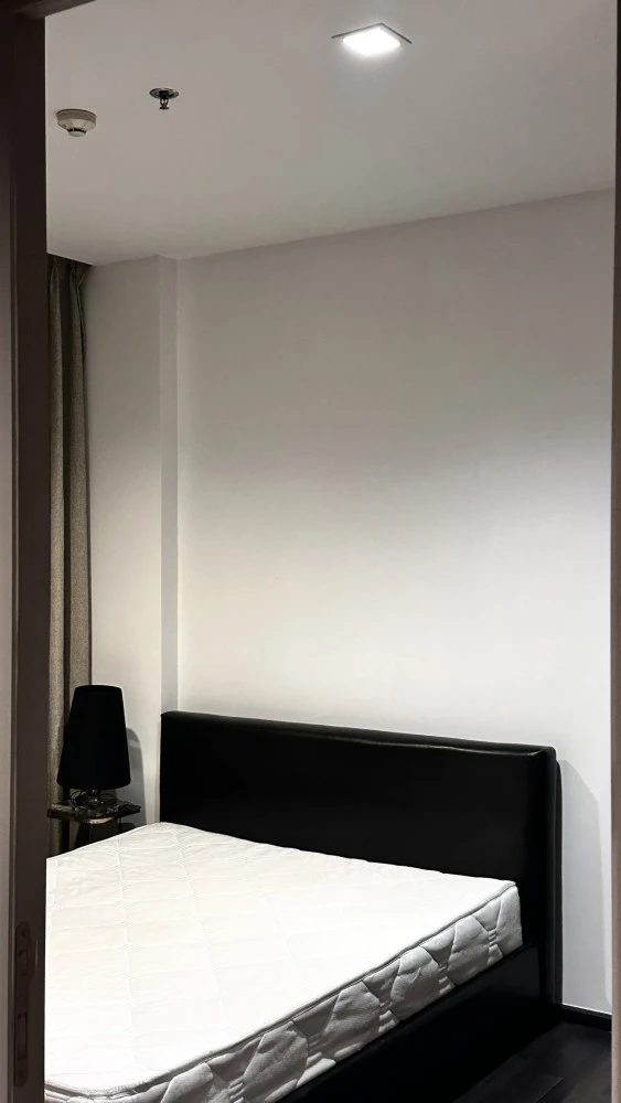 For rent: The Line Asoke Ratchada, fully furnished, very comfortable, just bring your bag and move in.