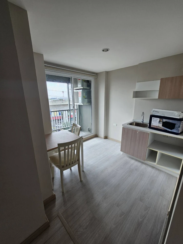 For rent: Tempo Quad Phahonyothin-Saphan Mai, 6th floor, fully furnished, super comfortable bed. Hurry and reserve now!