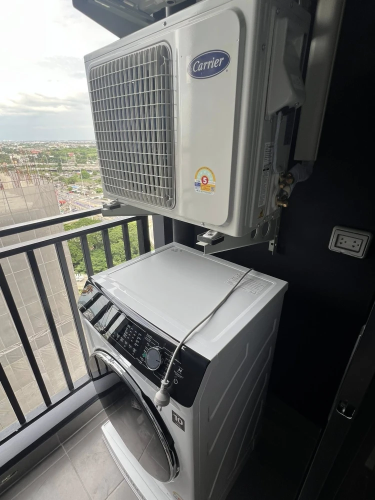 For rent: Terra Residence. The room is quiet, soundproofed from outside, no noise disturbances. Complete electrical appliances. Can move in immediatel