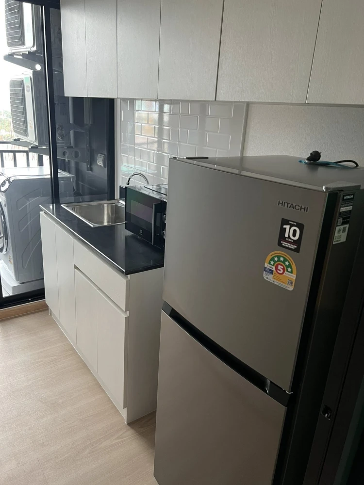 For rent: Terra Residence. The room is quiet, soundproofed from outside, no noise disturbances. Complete electrical appliances. Can move in immediatel