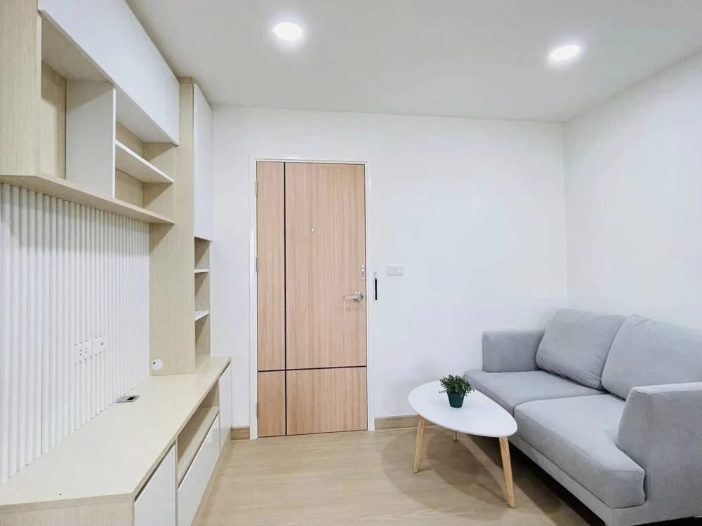 For rent: Plein Plein Condo Rama 5 - Ratchaphruek. 2 rooms, 8th floor, beautiful view of the Chao Phraya River, cool breeze. Don't miss out!