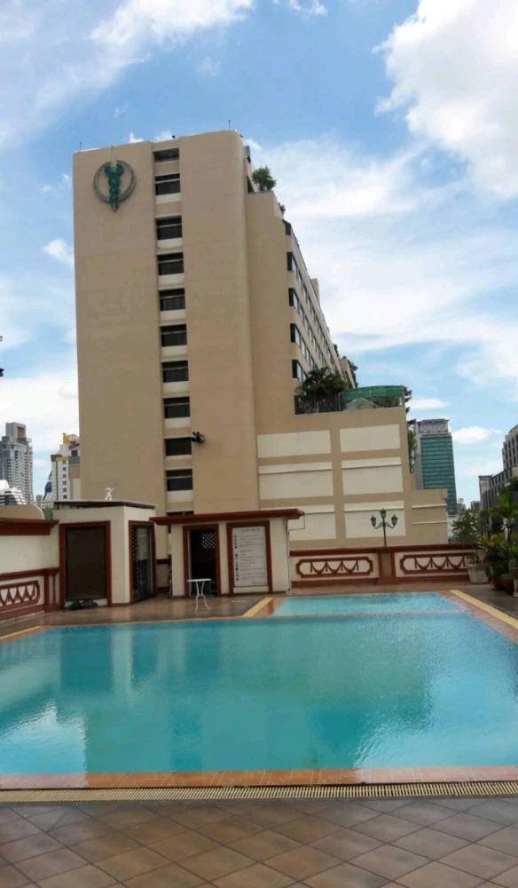 For rent, First Tower, fully furnished, don't wait, first come first served.
