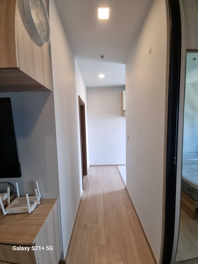 For rent: Metris Pattanakarn-Emai, ready-to-move-in unit with complete amenities. Book yours today! Don't miss out!