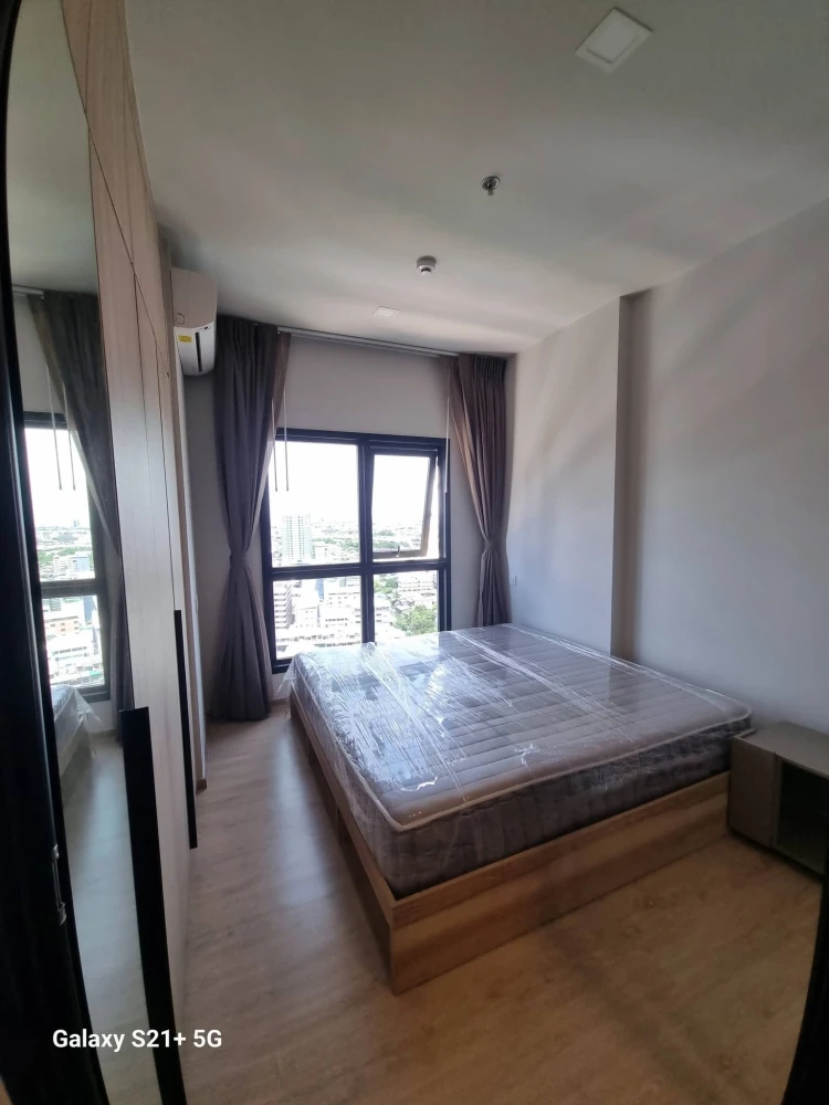 For rent: Metris Pattanakarn-Emai, ready-to-move-in unit with complete amenities. Book yours today! Don't miss out!
