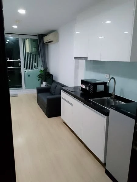 For rent: Mayfair Place Sukhumvit 64, ready to move in, complete with electrical appliances and furniture, just bring your bags and move in++