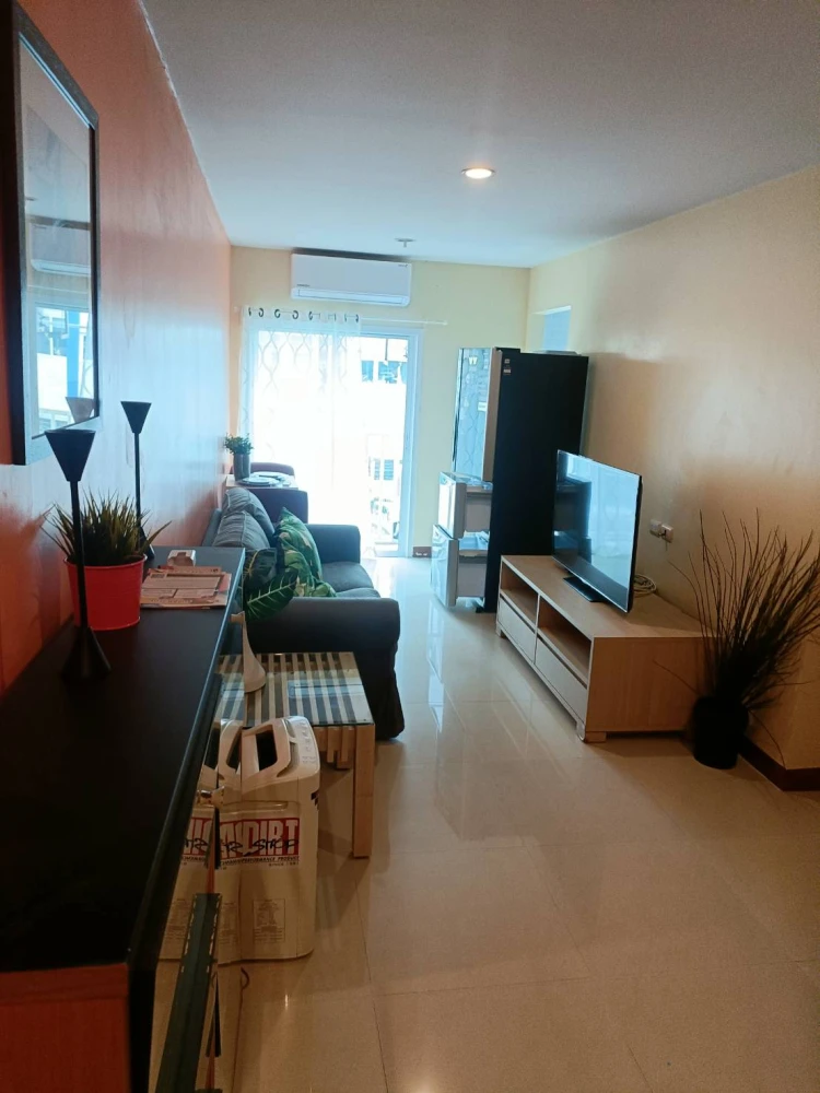 For rent, Metro Park, Sathorn, 1bed, pack your bags, you can move in. Great pool view balcony, urgent rent