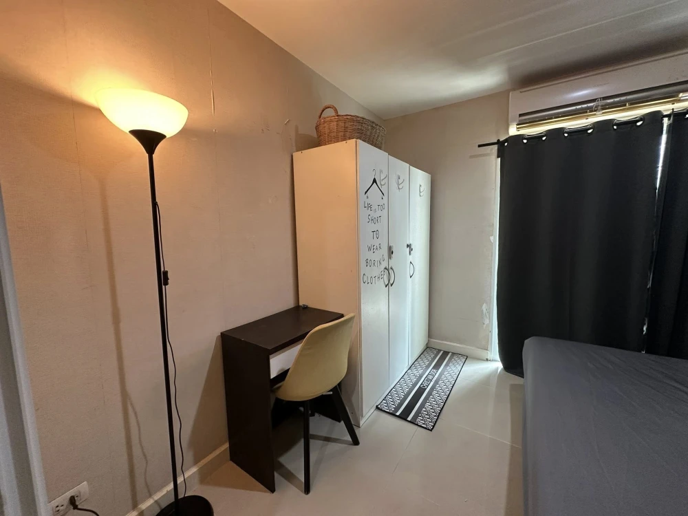 For rent: Metro Park Sathorn, corner unit, 1st floor. Spacious room at an unbeatable price. Book now to secure your unit!