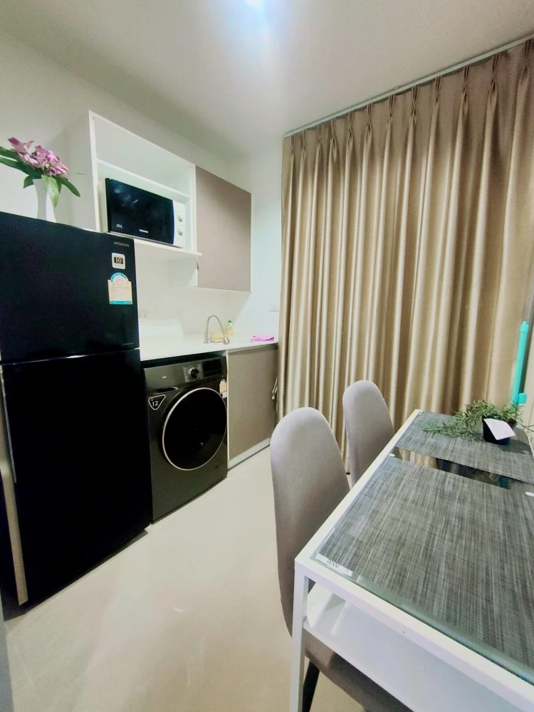 For rent: Metro Luxe Kaset. Beautifully decorated and very livable. Fully equipped with electrical appliances. Don't miss it or you'll regret it.