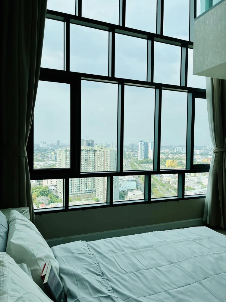 For rent: Metro Sky Prachachuen, Duplex room, special size, corner room, 50 square meters, hurry and reserve.