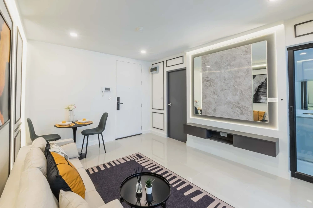 For rent: Metro Sky Ratchada, fully furnished, ready to move in, complete with amenities, great price, come reserve now, don't miss out!