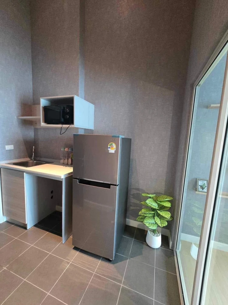 For rent: Metro Sky Wutthakat, high floor room, ready to move in, fully furnished, just bring your bags.