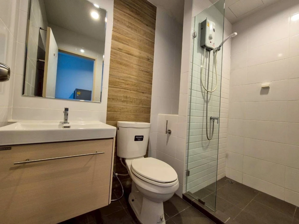 For rent: Metro Sky Wutthakat, ready to move in, fully furnished, high floor, reserve now.