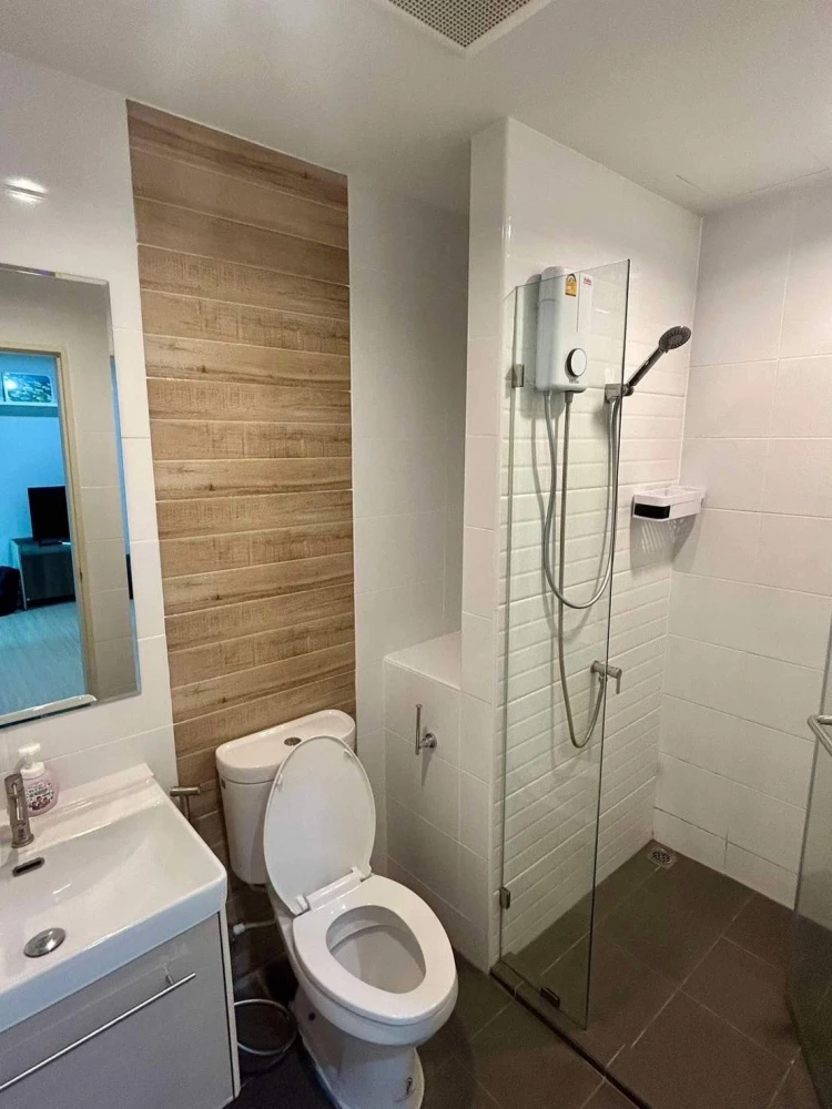 For rent: Metro Sky Wutthakat, clearly separated rooms, fully furnished + electrical appliances, ready to move in, must book.