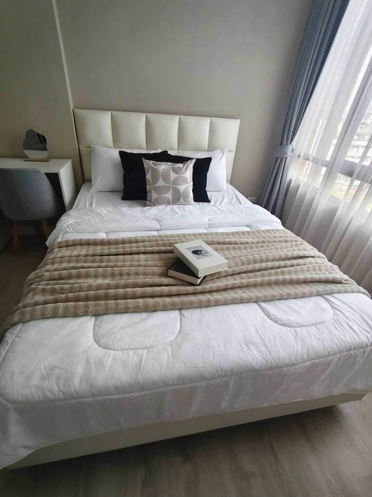 For rent: MetroLux Ratchada, 8th floor, fully furnished. Just bring your suitcase and move in! Book now!