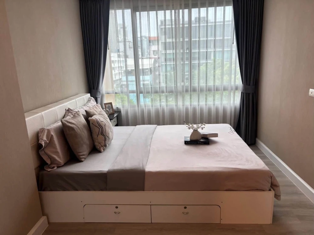 For rent, Metro Luxe Ratchada, completely new room, never had a tenant, beautiful room, fully furnished, complete with electrical appliances.