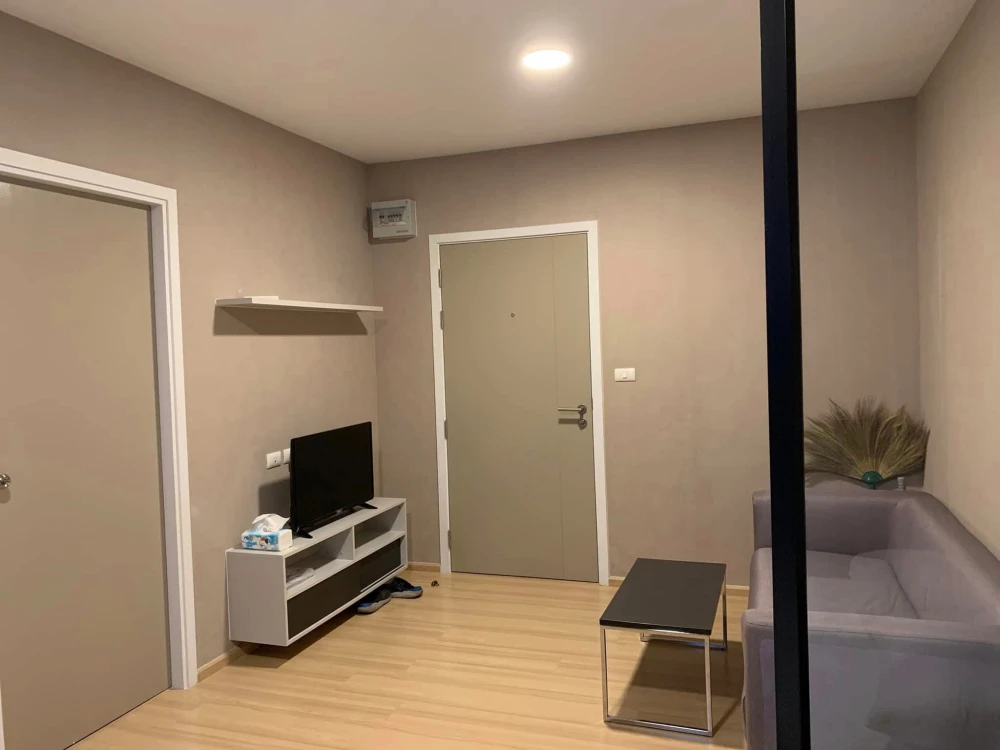 For rent: Lesto Condo Sukhumvit 113, separate room, fully furnished, appliances included, good price, come and reserve now.