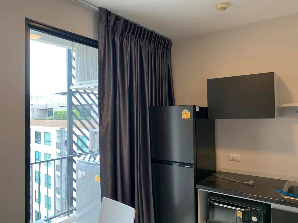 For rent: Lesto Condo Sukhumvit 113, separate room, fully furnished, appliances included, good price, come and reserve now.