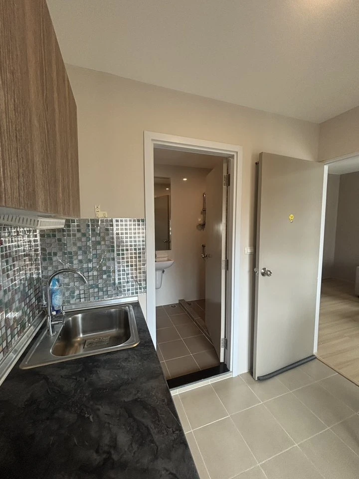 For rent: Lesto Condo Sukhumvit 113, ready to move in, fully furnished, affordable price, reserve now!