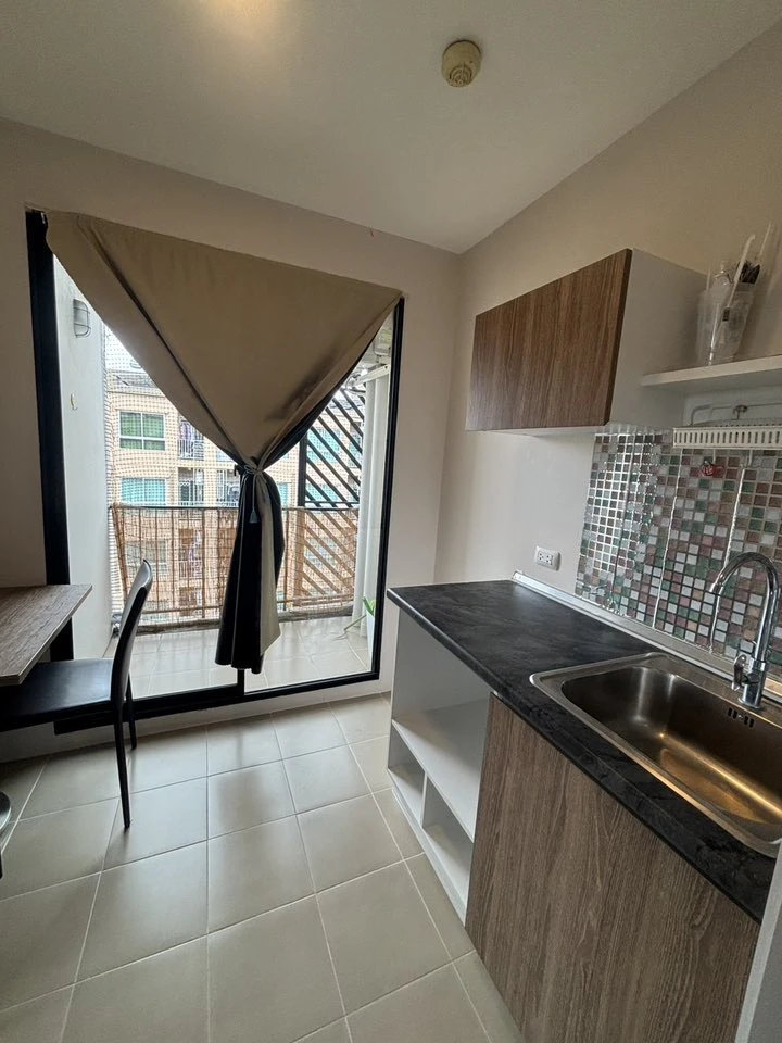 For rent: Lesto Condo Sukhumvit 113, ready to move in, fully furnished, affordable price, reserve now!