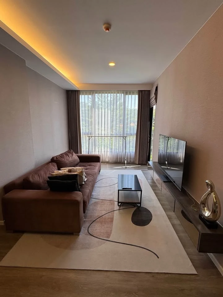 For rent: Very Lasalle, Sukhumvit 105. Pool view from both bedroom and living room. Built-in cabinetry, kitchen with real marble countertops, and bath