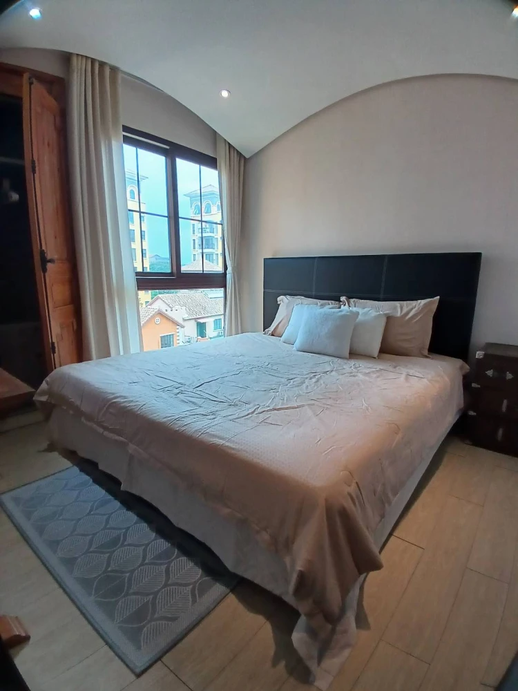 For rent: Venetian Signature Condo Resort Pattaya, 1 bedroom, 1 bedroom, decorated in a controlled tone, built-in walls, awesome, book now