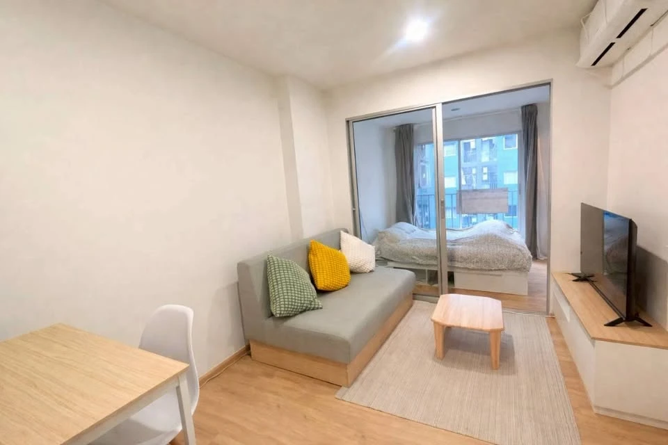 For rent: Sena Kit Chalongkrung-Ladkrabang, Building D, 4th floor, Phase 2. Garden view, pleasant atmosphere, very livable. Book now!