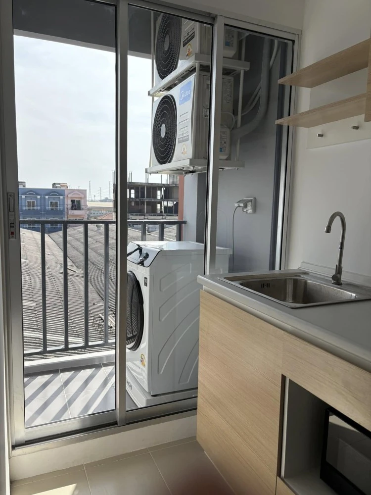 For rent: Sena Kit Bangna - Km.29, corner room, not crowded, 4th floor, cool and comfortable, not hot. You must book this.