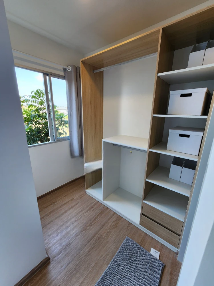 For rent: Sena Kit BTS Saphan Mai, 2nd floor, open view, cool breeze, divided into sections, move in now, don't hesitate.