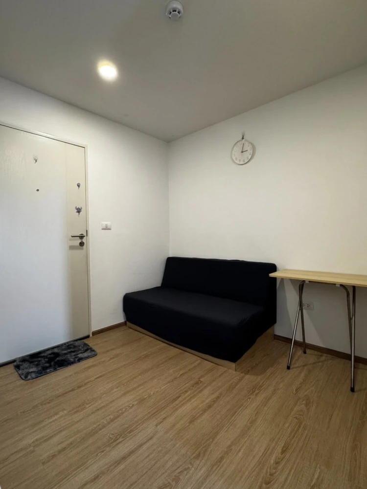 For rent: Sena Kit BTS Saphan Mai, Building A, 8th floor, corner unit. Beautiful room, ready to move in!