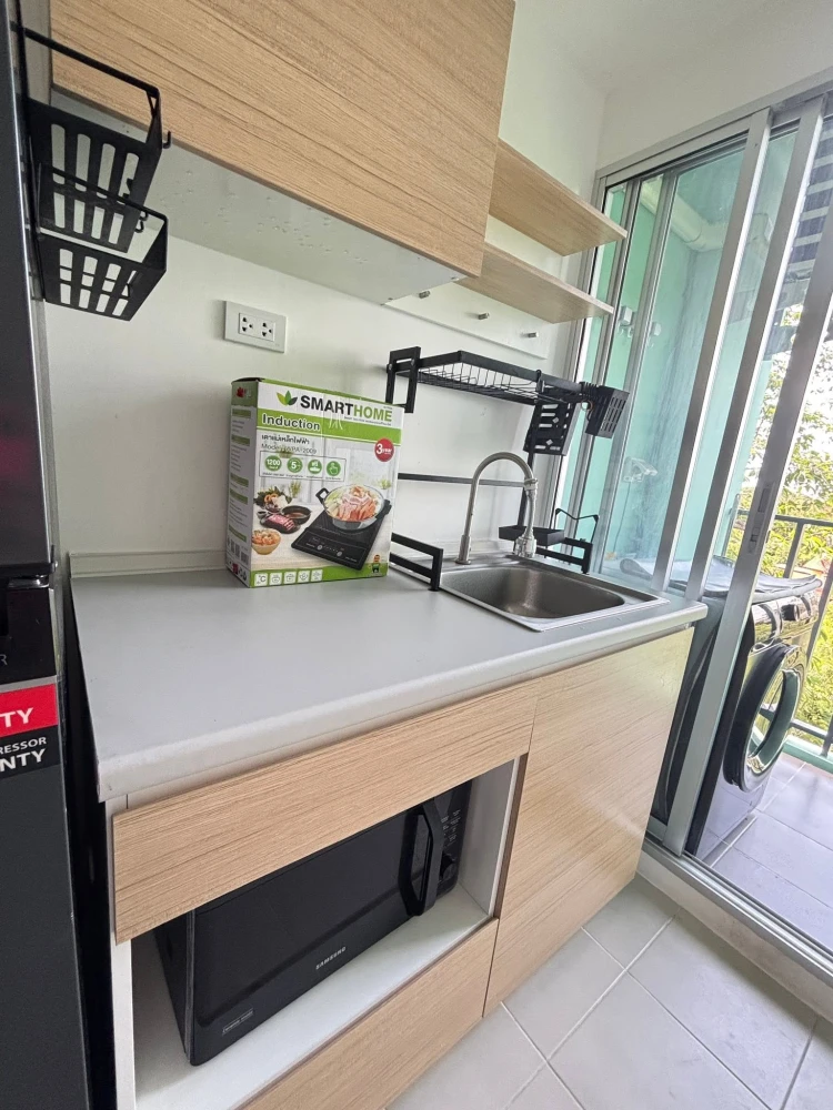 For rent: Sena Kit Rangsit-Khlong 4, Building E, 5th floor. Clean, bright, and very livable. Move in now, don't hesitate!