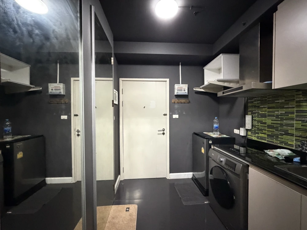 For rent: A Space Me Bangna. Fully furnished with built-in furniture, ready to use. Great view, comfortable living. Book now before it's too late!