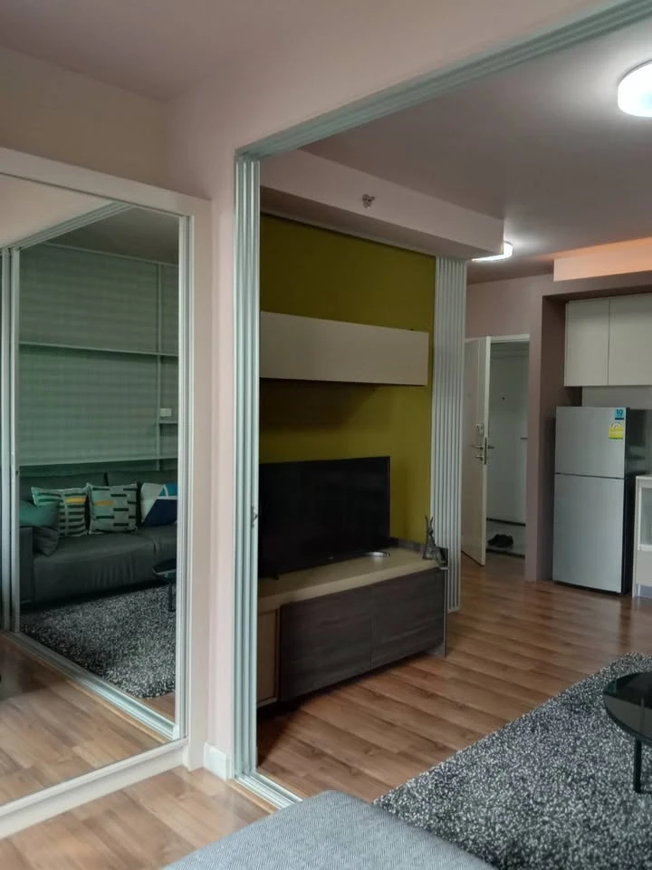 For rent: A Space Mee Ratchaprarop, separate rooms, well-divided zones, reasonable price, hurry and book now.