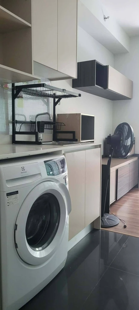 For rent: A Space Me Rattanathibet. Nice room, fully furnished, affordable price. Book now!