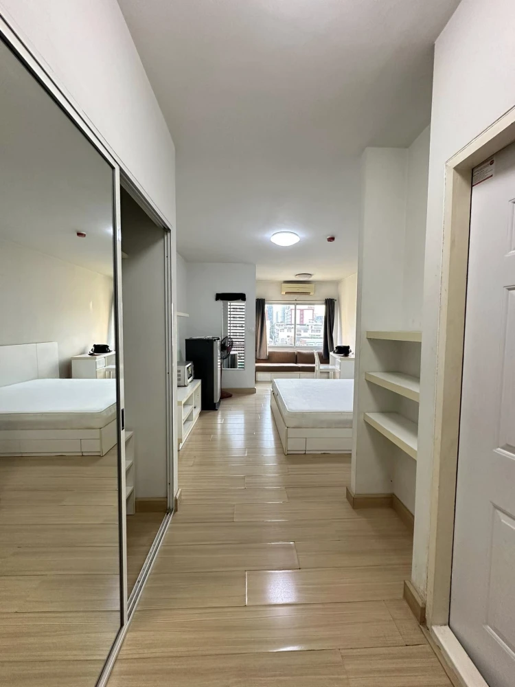 For rent: A Space Asoke-Ratchada, studio room, 6th floor, fully furnished, hurry and reserve now!