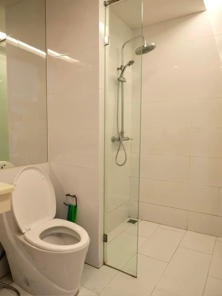 For rent: Emerald Residence Ratchada, 8th floor, Building A, quiet atmosphere, very suitable for relaxation. Must book.
