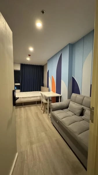 For rent, Elio Sathorn-Wutthakat, beautiful room, fully furnished, book now, urgently.